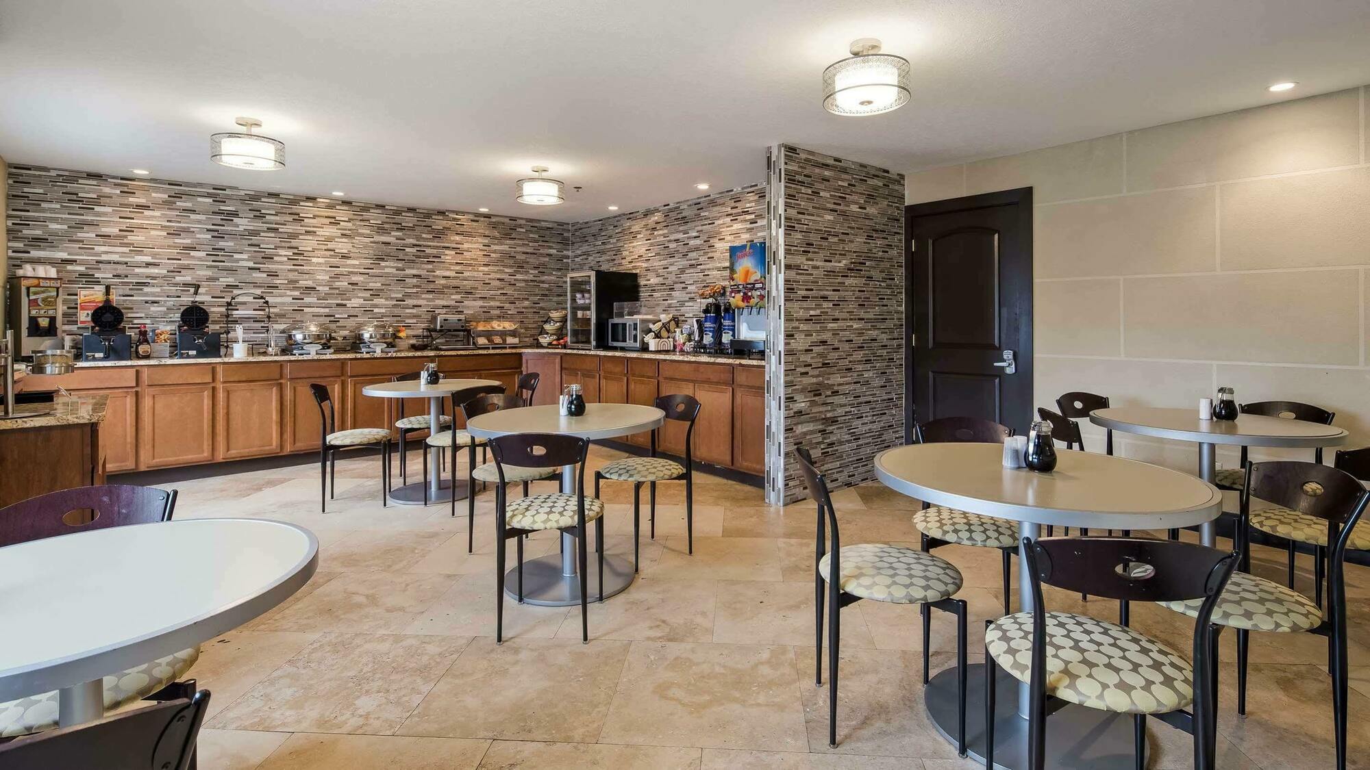 Best Western Norwalk Ngoại thất bức ảnh
